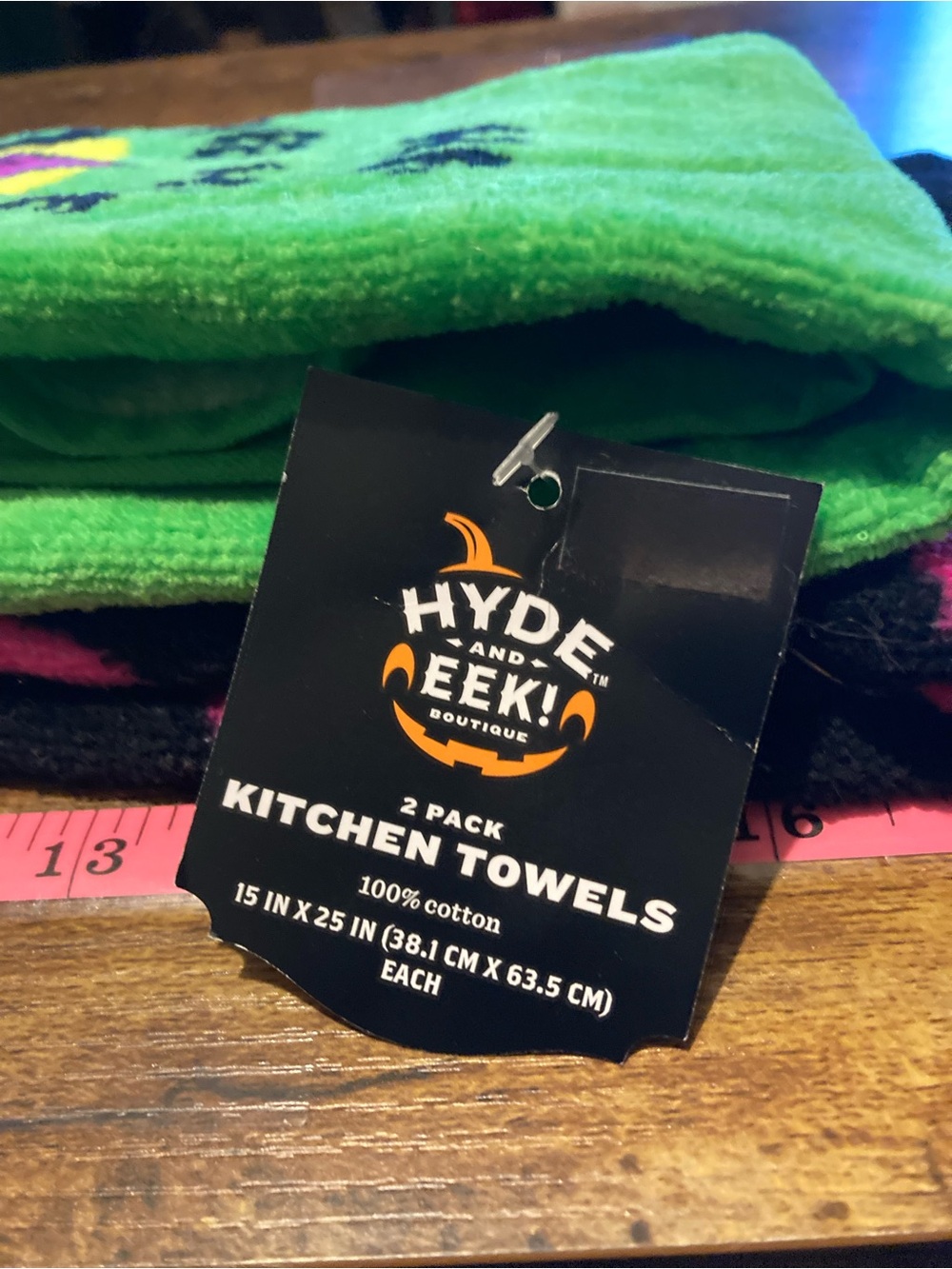 Hyde & Eek 2 pack Halloween hand towels - Picture 4 of 6